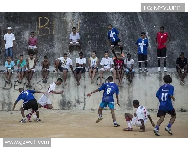 足球巨星后代成长之路：他们如何继承父亲光辉岁月与球场梦想